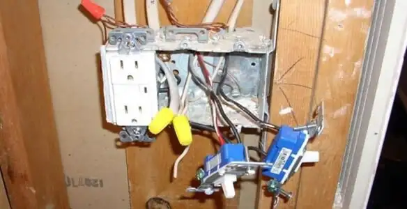 gfci circuits service wiring and upgrading electrical outlets with ground fault protection in Sarasota, FL